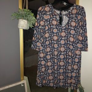 Patterned shift dress